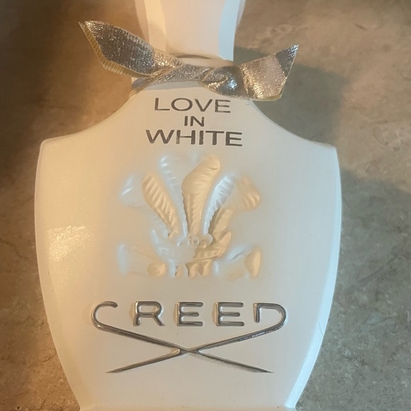 CREED LOVE IN WHITE. 2.5 oz, parfum , Exquisite Fragrance. Of London. - Picture 2 of 6
